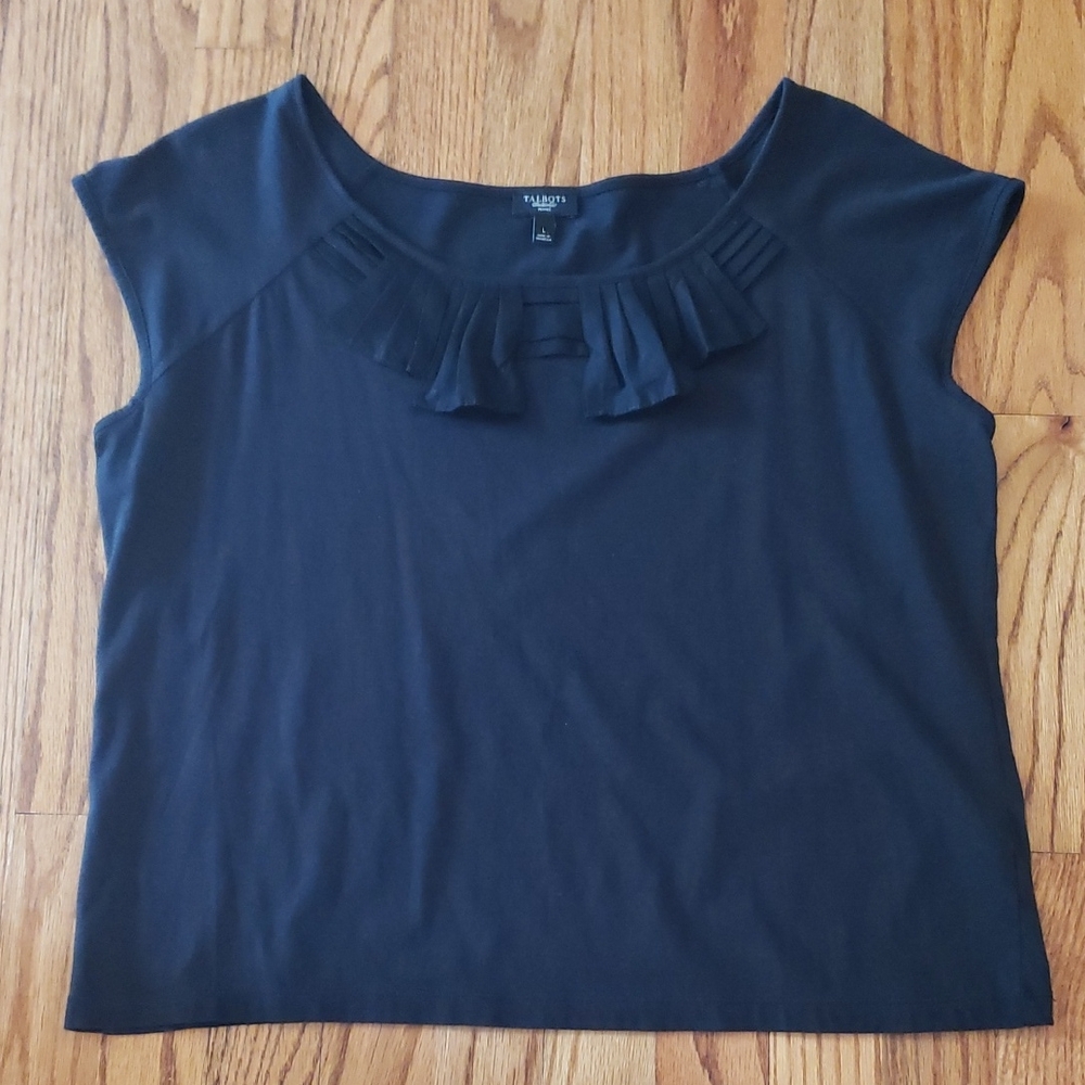 Talbots Black Short Sleeve Ruffle Neck Tee Size: LP